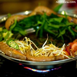 Vietnamese sour soup, canh chua