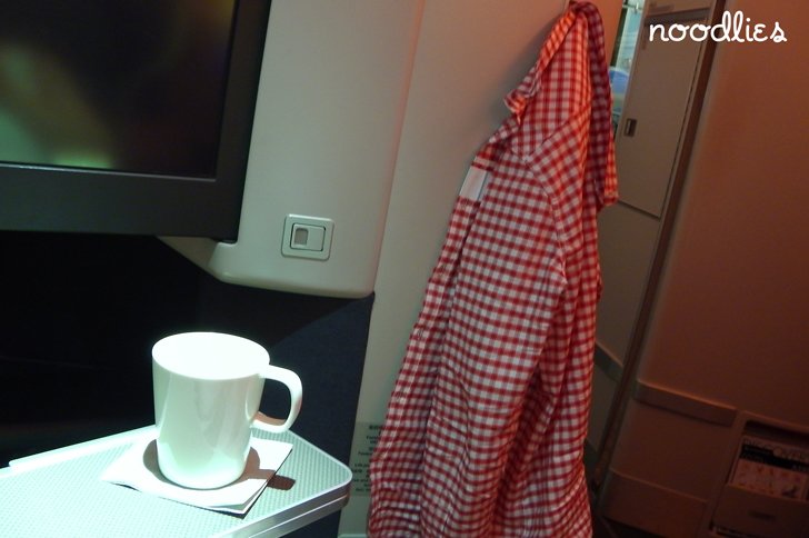 cathay pacific business class