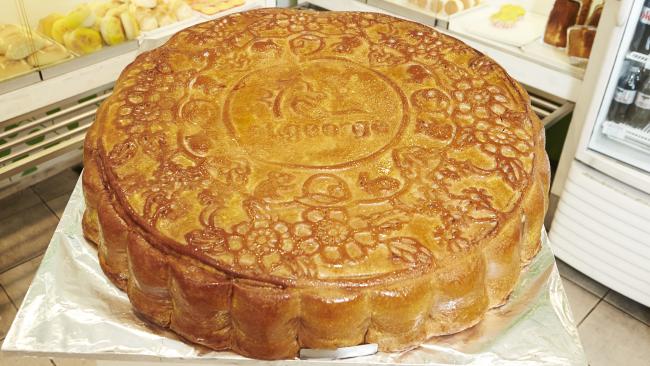 Australia's biggest moon cake