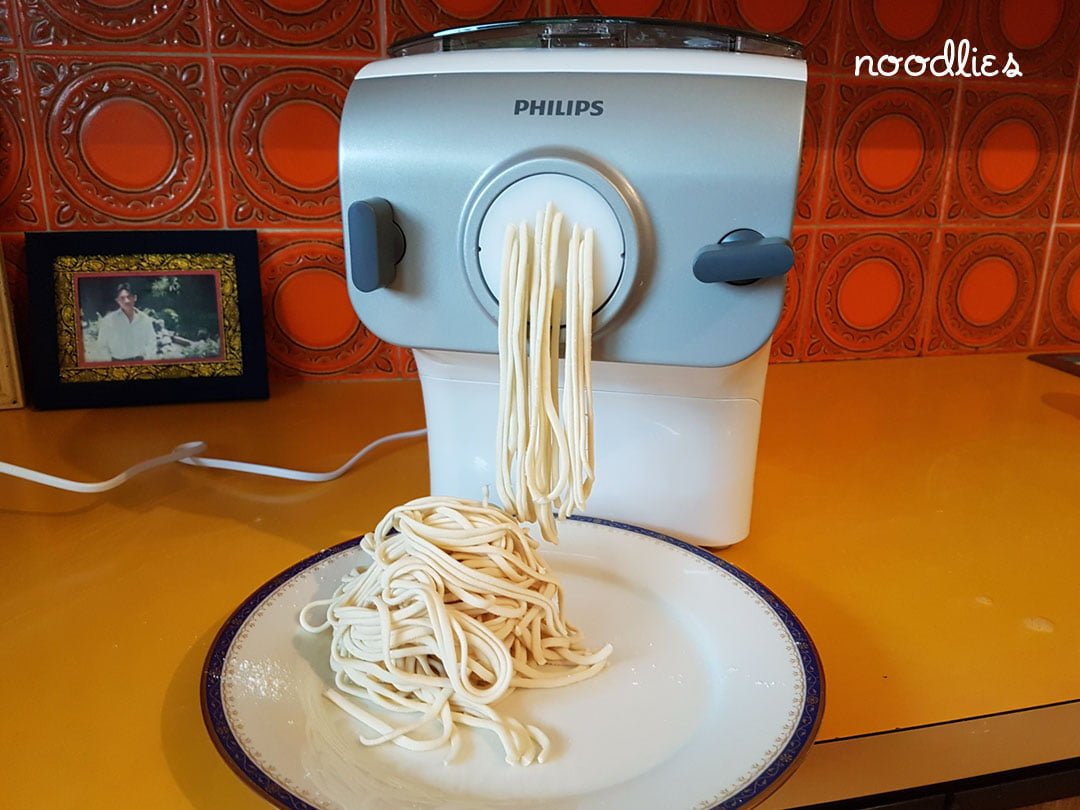 Philips pasta and noodle maker